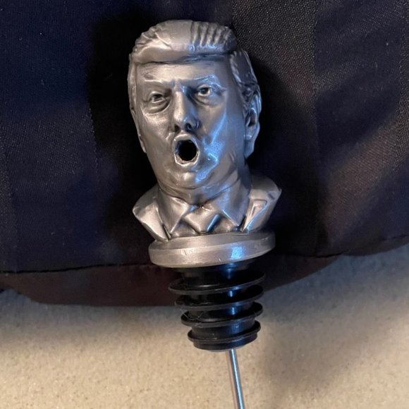 Other - DONALD TRUMP WINE STOPPER POURER - wine will pour out of his mouth!